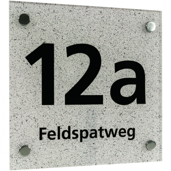 Dreifke® Hausnummernschild mit Straßenangabe, Acrylglas, Schrift schwarz, 200x200 mm